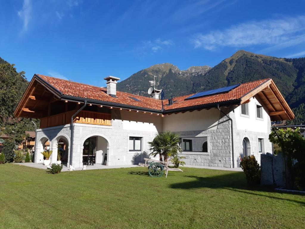 B&B Casa Il Sasso Pinzolo Εξωτερικό φωτογραφία