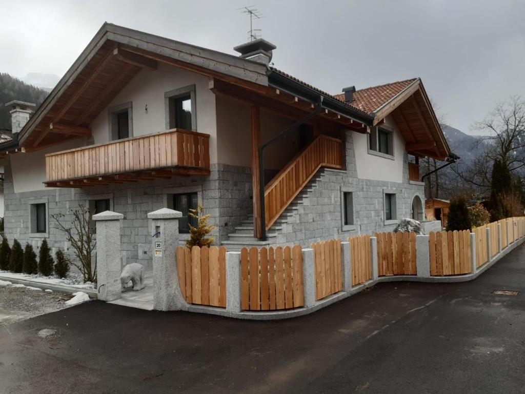 B&B Casa Il Sasso Pinzolo Εξωτερικό φωτογραφία